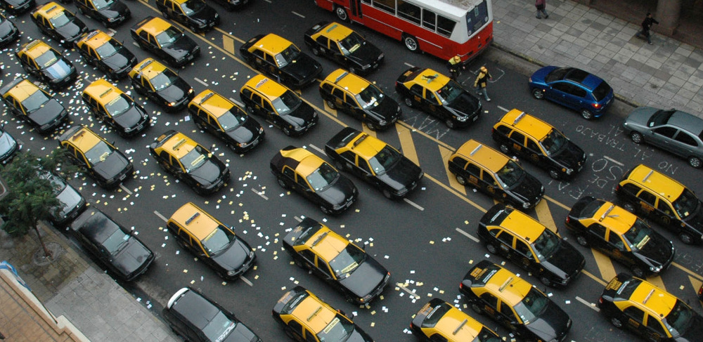 Taxis transmisores